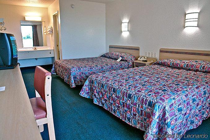 Motel 6 Huntsville - Мадисън Екстериор снимка